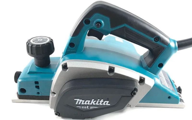 Máy bào gỗ Makita M1901B