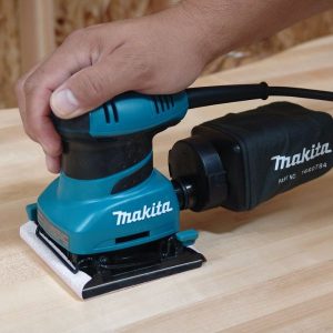 Máy chà nhám rung Makita BO4557