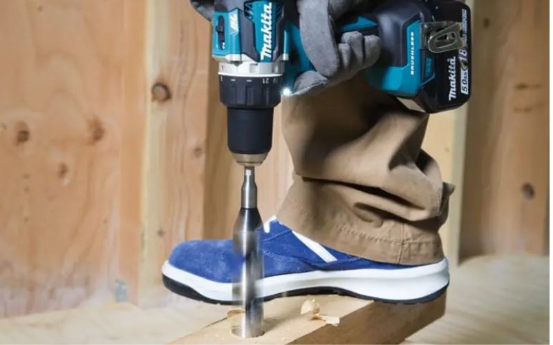 Máy khoan pin Makita DDF484RTE (18V)