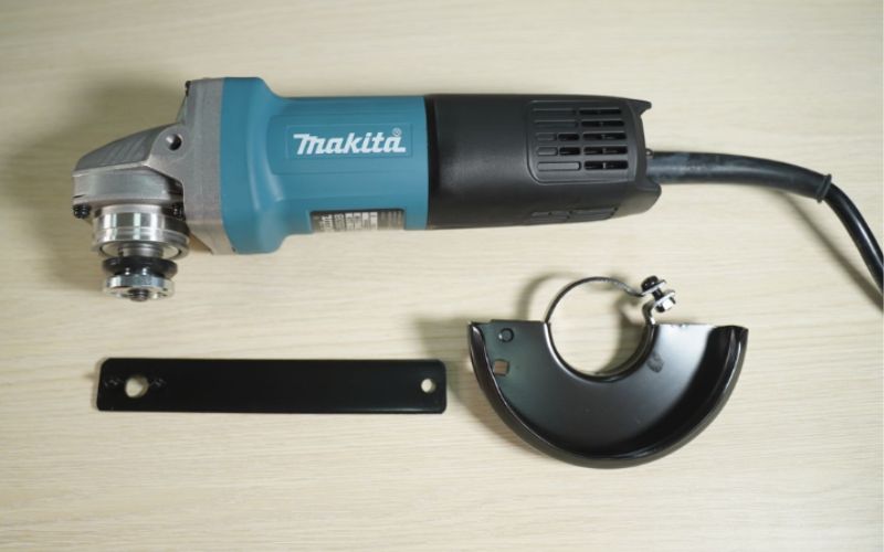 Máy mài góc Makita 9553B