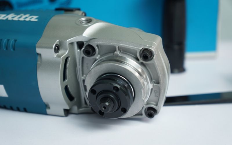 Máy mài góc Makita GA7020
