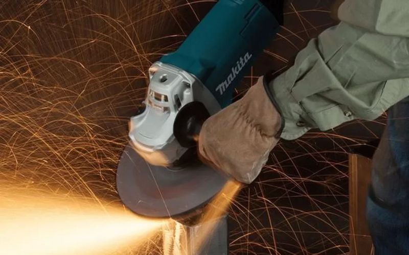 Máy mài góc Makita M9001B