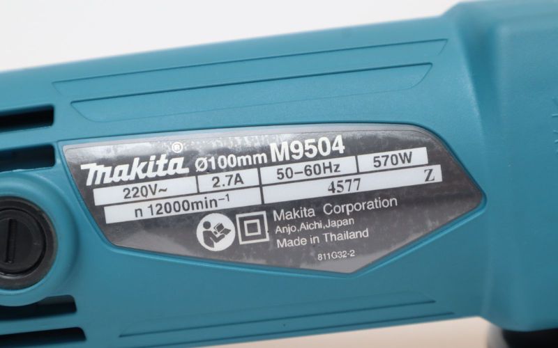 Máy mài góc Makita M9504B