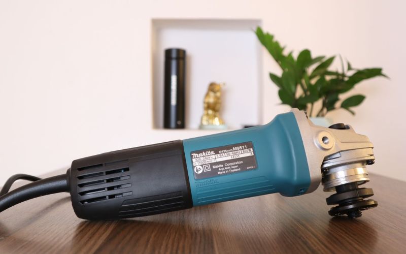Máy mài góc Makita M9511B
