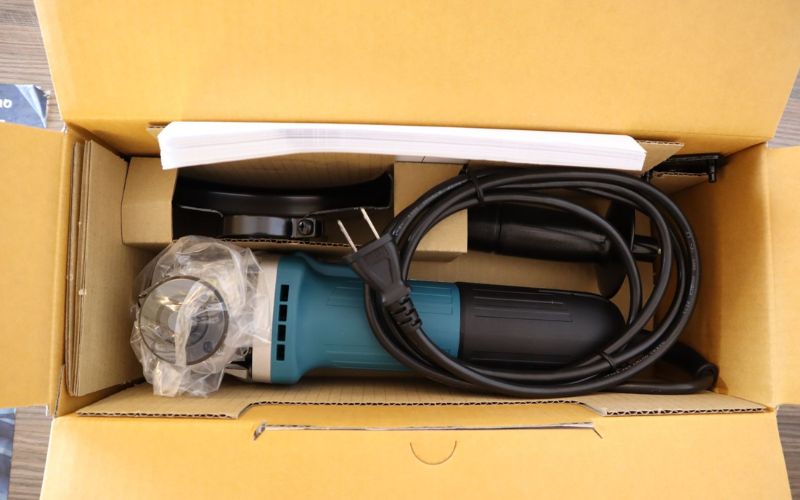 Máy mài góc Makita M9511B