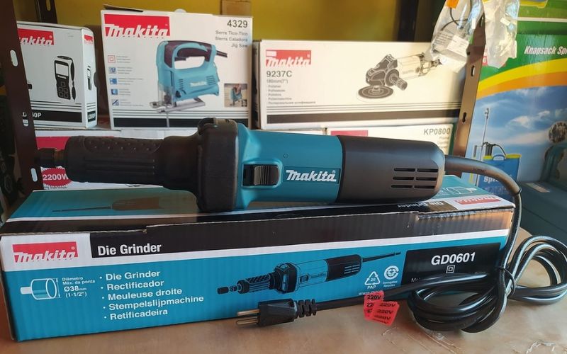 Máy mài khuôn Makita GD0601