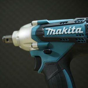 Máy siết bu lông dùng pin Makita DTW190RFJX