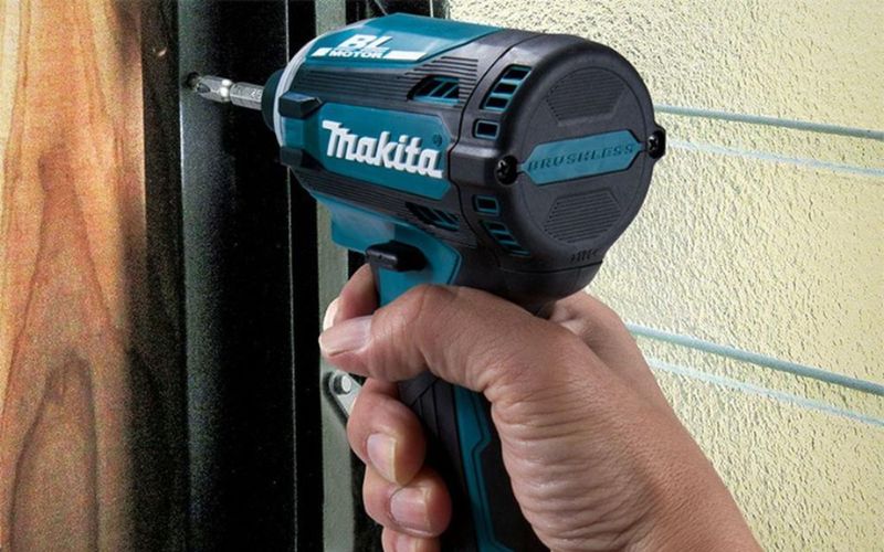 Máy vặn vít dùng pin Makita DTD171Z
