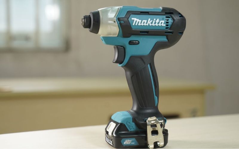 Máy vặn vít dùng pin Makita TD110DSYE