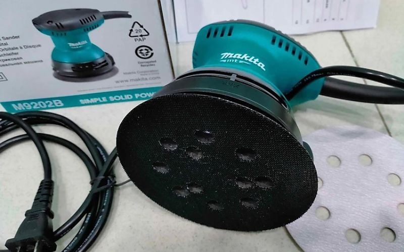 Máy chà nhám quỹ đạo tròn Makita M9202B