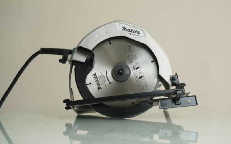 Máy cưa đĩa Makita M5801B