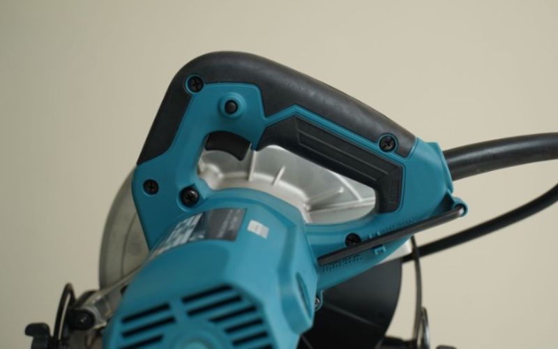 Máy cưa đĩa Makita M5801B