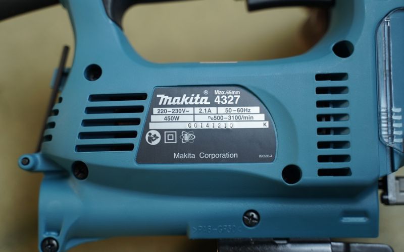 Máy cưa lọng Makita 4327