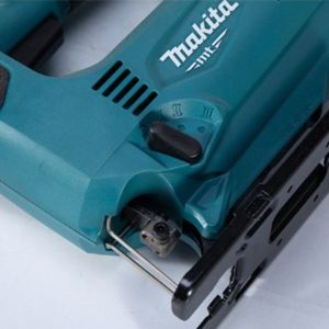 may-cua-long-makita-m4301b-2