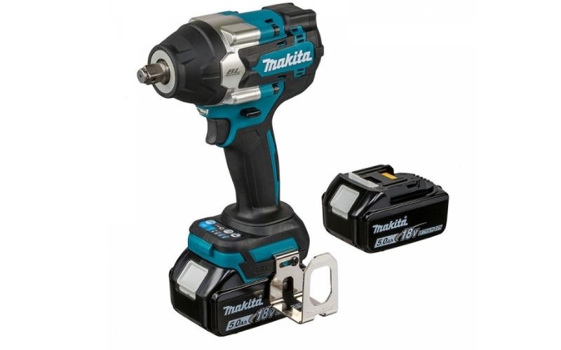 Máy siết bu lông dùng pin Makita DTW700RTJ