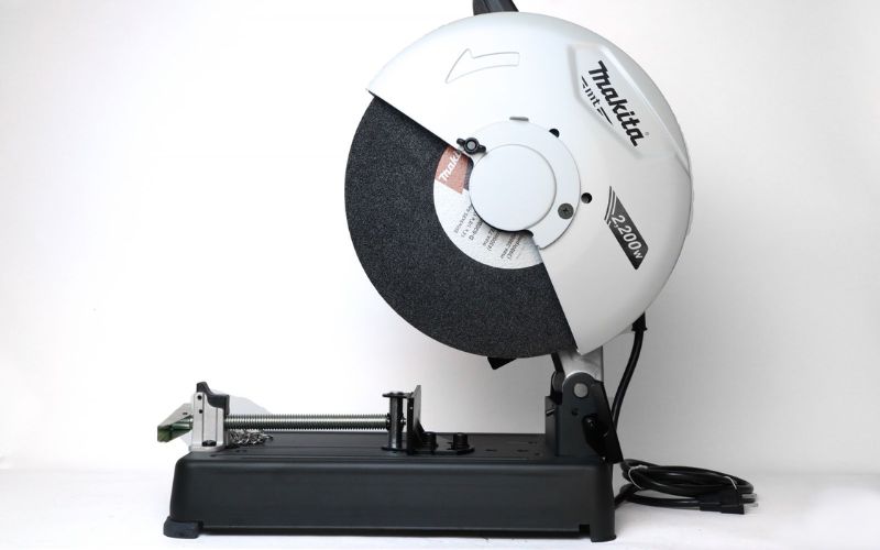 Máy cắt sắt bàn Makita M2402B