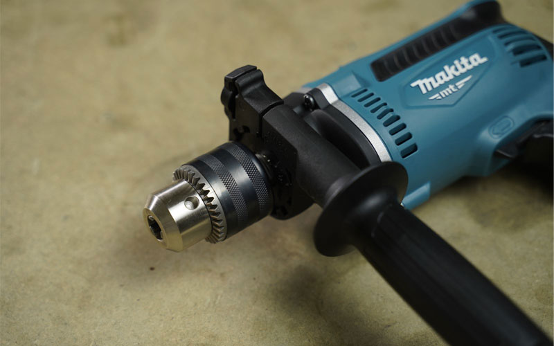 Máy khoan búa Makita M8103B (13mm)
