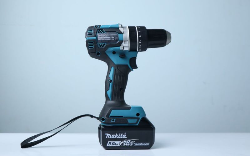 Máy khoan búa, vặn vít dùng pin Makita DHP484RTE